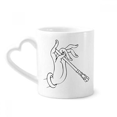 Imagem de Caneca com estampa de desenho de linha de mão cultura caneca café cerâmica copo de coração de vidro