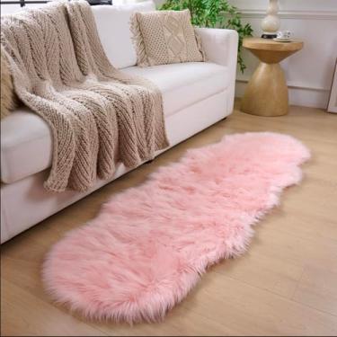 Imagem de CKLZSAY Tapete de pele sintética 0,6 x 1,8 m de pele de carneiro rosa felpudo lavável na máquina tapete de pelúcia super macio e fofo para quarto, sala de estar, berçário, quarto de crianças, corredor
