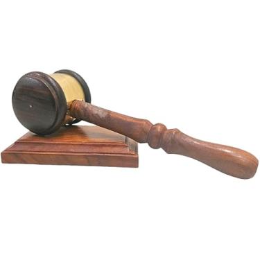 Imagem de Martelo de madeira feito à mão com bloco de som, martelo de justiça para juízes, advogados, estudantes, leilão, adereço de filme, decoração jurídica rústica