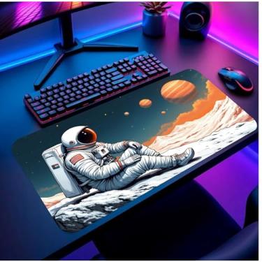 Imagem de Mouse Pad Gamer Premium Astronauta No Espaço 90x40