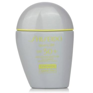 Imagem de Protetor solar Shiseido Sports BB SPF 50+ Quick Dry Water Resista