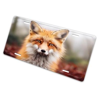 Imagem de Fox Young Red Fox Listening to Something in Woodland Exquisite License Plate Cover - Etiqueta artística de alumínio para carro, à prova de ferrugem, design exclusivo - 15 x 30 cm