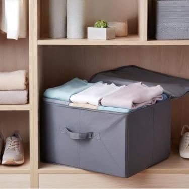 Imagem de Caixa Organizadora Dobrável com Zíper 38x38x20cm – TNT Resistente, Anti-Poeira, Anti-Umidade, Alça Frontal, Ideal para Closet e Prateleiras – Cinza