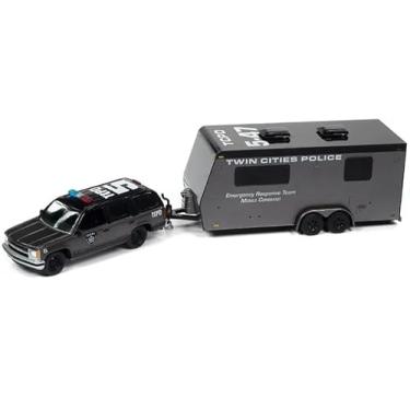 Imagem de 1997 Chevy Tahoe SWAT Custom Gray Metallic & Black w/Twin Cities Police Camper Trailer Limited Edition 9892 Worldwide Truck & Trailer Series 1/64 Diecast Model Car Johnny Lightning JLBT016-JLSP300A