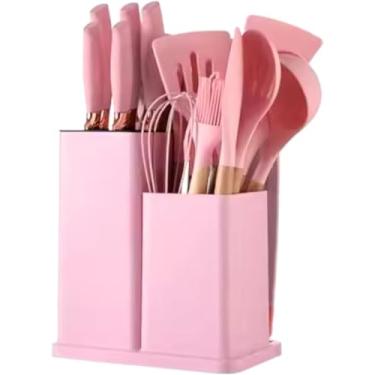 Imagem de Utensilios para Cozinha Silicone Kit com 19 Peças Cabo Madeira Conjunto Completo Espátula Concha Colher Jogo Suporte Faca Antiaderente Tabua Tesoura Faqueiro. (ROSA)