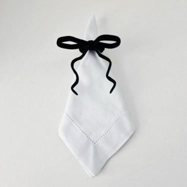 Imagem de Porta Guardanapo Laço Veludo Estruturado - Decor Madame Blue, Preto