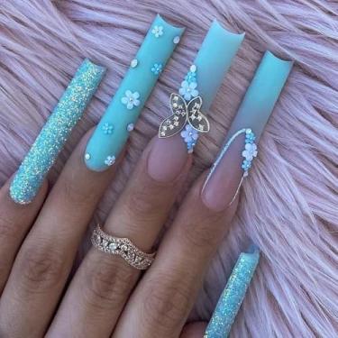 Imagem de Kit de unhas de pressão quadrado longo fosco azul francês cola falsa conjunto de unhas com design 3D borboleta flor glitter cobertura completa bastão falso artificial em unha acrílica para mulheres 24