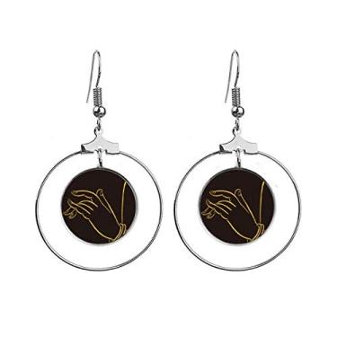 Imagem de Brincos de mão budismo religião preto amarelo pendurado argola joia círculo gota
