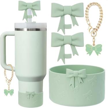 Imagem de Conjunto de acessórios para copos Stanley, 2 peças de tampas de palha com laço, 1 pingente de laço fofo e alça de coração e 1 bota de silicone para Stanley Copo de 30 e 1,134 g (verde claro)