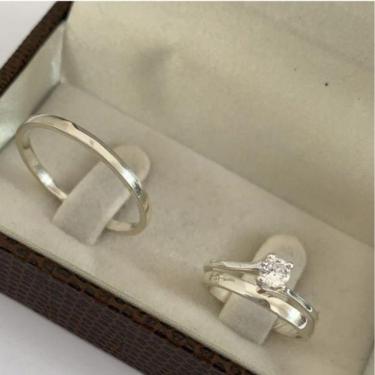 Imagem de Conjunto Par De Aliança 2Mm + Anel Solitário Em Prata Namoro