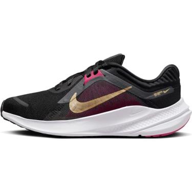 Imagem de Nike Tênis de corrida feminino Quest 5, Preto metálico dourado cinza fumê, 35