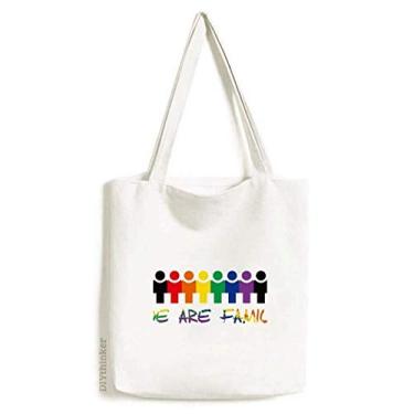 Imagem de LGBT Bolsa de lona com bandeira de arco-íris We Are Family, bolsa de compras casual