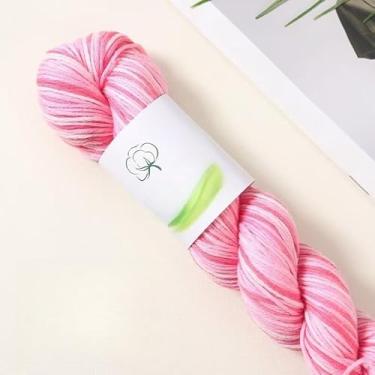 Imagem de Fio de algodão gradiente tingido à mão para tricô e crochê - perfeito para cachecóis, suéteres (rosa)