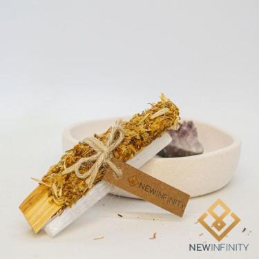 Imagem de Kit Selenita e Defumador Bastão de Palo Santo Emantado com Calendula -