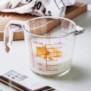 Imagem de Copo de medição de vidro de 340 g com escalas precisas, copo medidor de vidro borossilicato resistente ao calor para assar, cozinhar, colocar no micro-ondas e no forno