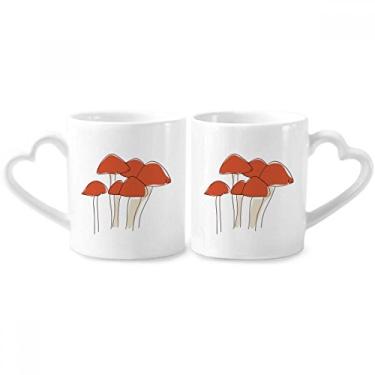 Imagem de Conjunto de canecas de porcelana de casal com ilustração de linha de cogumelo dos desenhos animados conjunto de canecas de cerâmica para amantes de coração