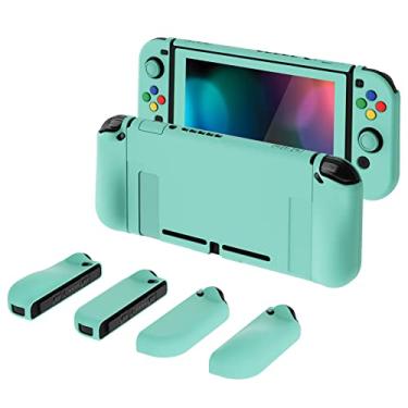 Imagem de PlayVital AlterGrips Capa protetora ergonômica acoplável para Nintendo Switch, capa Joycon intercambiável com protetor de tela, tampas de aperto de polegar e tampas de botão - Verde nebuloso