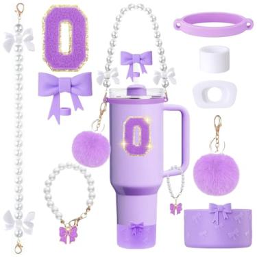 Imagem de MOTEERLLU Conjunto de acessórios de copo Stanley roxo de 9 peças para copo de 850 g 1,559 g com alça, incluindo enfeite de palha de arco e bota, alça de alça de pérola e pingente de alça, adesivo de