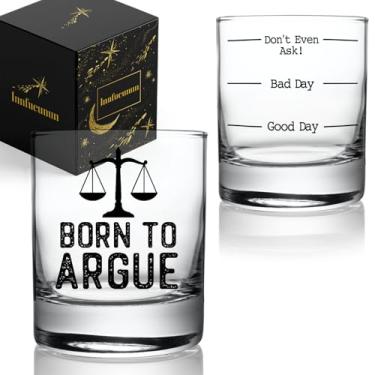 Imagem de Innfueunun Funny Lawyer Whisky Glass, Born to Argue Two Sided Good Day Bad Day Don't Even Ask, presente de aniversário para paralegal, advogado, assistente jurídico ou estudante de direito