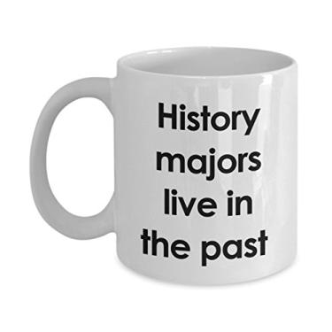 Imagem de Caneca de trocadilho de história – História Majors Live in the Past – Caneca de café de cacau quente divertido – ideia de de Natal