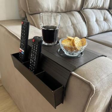 Imagem de Kit Suporte Esteira Para Braço de Sofá Com Espaço Porta Copos e Controle