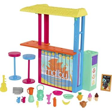 Imagem de Barbie Loves The Ocean Beach Shack Playset com mais de 18 acessórios, feito de plástico reciclado, presente para crianças de 3 a 7 anos, Multicolorido