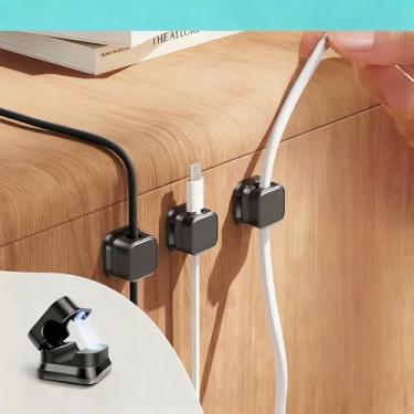 Imagem de Sistema de gerenciamento de cabos com clipes magnéticos, organizador de fios de mesa preto, suporte de cabo de carregamento universal para cabos USB-C