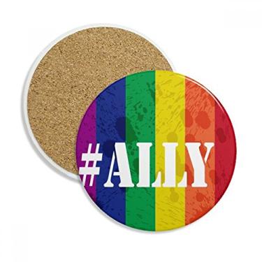 Imagem de Caneca de porta-copos Ally LGBT com estampa de arco-íris para proteção de mesa, pedra absorvente