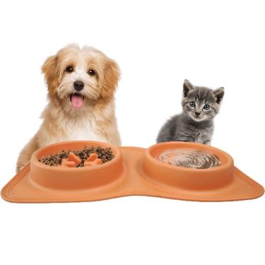 Imagem de Bebedouro Comedouro 2 Em 1 Silicone Cachorro Gato Agua Raçao Hidrataçao Pet Passeio Viagem Caminhada