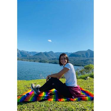 Imagem de Canga Arco-Íris Cetim Não é Segredo 150cm x 100cm