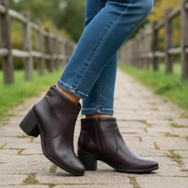 Imagem de Bota Feminina Bottero 346901 Couro Burnish Cano Curto Salto Bloco 6cm 
