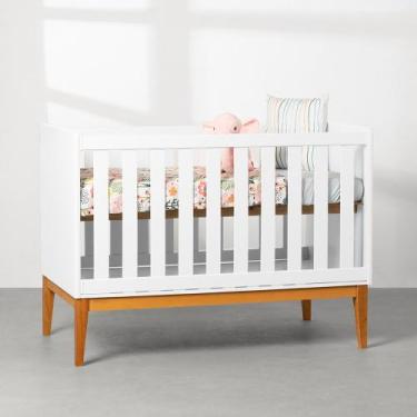 Imagem de Berço Mini Cama Theo com Pés Square Mel - Branco Fosco - Abra Cadabra