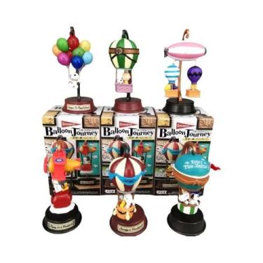 Imagem de Brinquedo De Caixa Surpresa Snoopy Balloon Tour Série V Feliz Feriado 