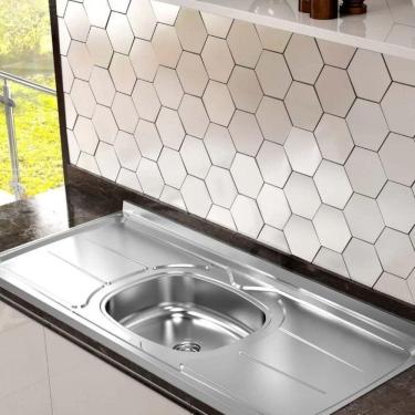 Imagem de Pia de Cozinha de 150cmx53cm Concretada e Escorredor Plus 30 com Válvula Inox 3.1/2 Pino Inox