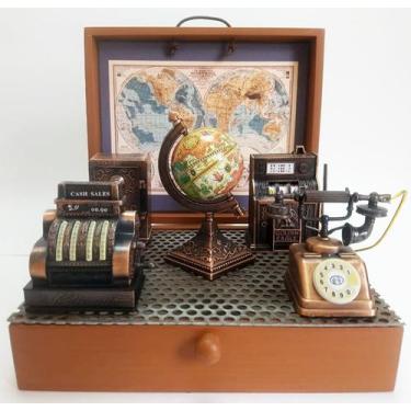 Imagem de Miniaturas decorativas de Objetos Antigos do cotidiano  em metal com M