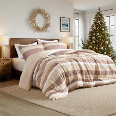 Imagem de Regency Heights Conjunto de edredom e edredom listrado Queen de 3 peças – Roupa de cama reversível de microfibra escovada macia para todas as estações, leve e respirável, lavável na máquina, terracota