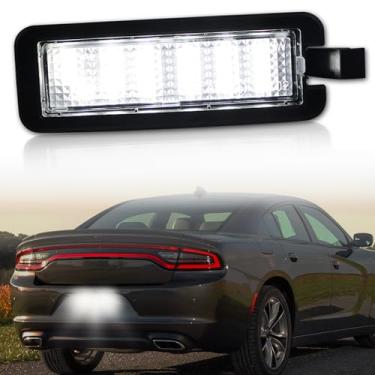 Imagem de ZDEERAOTO Luz de placa de LED para Dodge Charger 2015-2023, Challenger, Chrysler 300, Chrysler Pacific 2017-2023, para Jeep Compass 2017-2023, 18 SMD Xenon Branco 6000K, para lâmpada LED de etiqueta