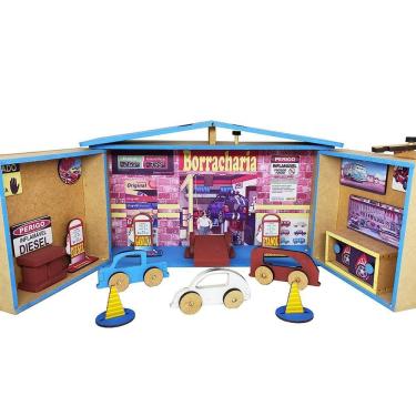 Imagem de Posto De Gasolina Garagem Borracharia Estilo Maleta Madeira