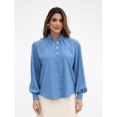 Imagem de Camisa Feminina Acetinada Alongada com Brilho Sutil e Acabamento Refinado-Feminino