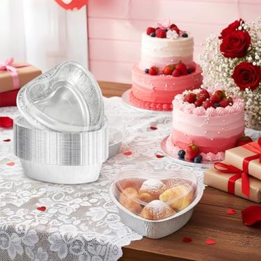 Imagem de Surakey 48 formas de bolo em forma de coração com tampas 765 g 7,4 polegadas recipientes de alimentos tamanho grande folha de alumínio descartável cupcake embalagem de alimentos caixas para viagem