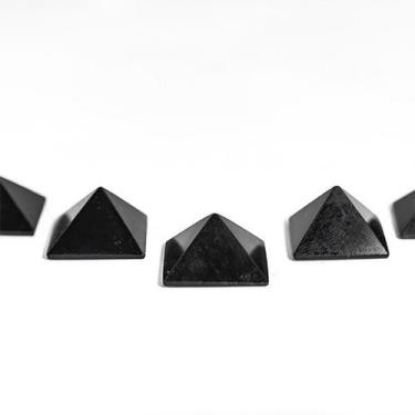 Imagem de Pirâmide Obsidiana Negra Pedra Natural Baseada Quéops 20mm - Cristaisd