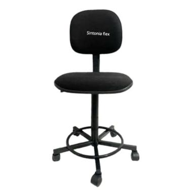 Imagem de Cadeira caixa alta com rodinhas tecido preta