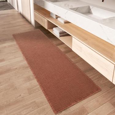Imagem de Tapete de banheiro AMOAMI quadriculado, atualizado, superabsorvente, antiderrapante, lavável na máquina, passadeira com franjas, ideal para corredor, quarto, lavanderia, 43 x 122 cm, laranja-escuro