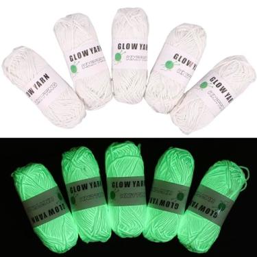 Imagem de ZFLYCANP 5 fios brancos de 55 m que brilham no escuro, fio de crochê luminoso, material de poliéster, macio e não é fácil de quebrar para crochê, tricô faça você mesmo, suprimentos de costura de fio