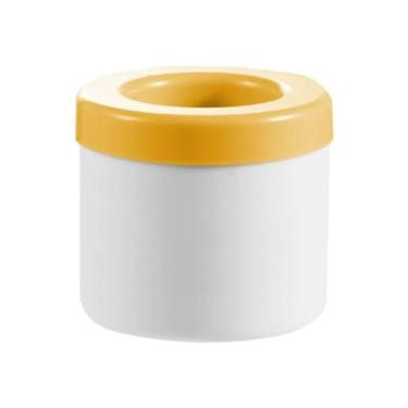 Imagem de Bandeja de gelo cilíndrica com tampa à prova de vazamento – Máquina de fazer copos de gelo de silicone de congelamento rápido para geladeira, coquetel portátil e acessório de bebidas (amarelo)