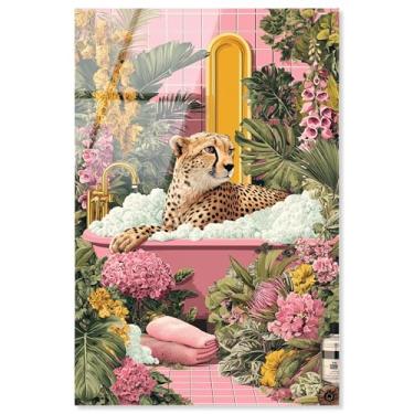 Imagem de Arte de parede de banheiro com impressão acrílica Cheetah and the Bubbles II da Art Remedy, Pronto para pendurar, 40,6 x 61,8 cm