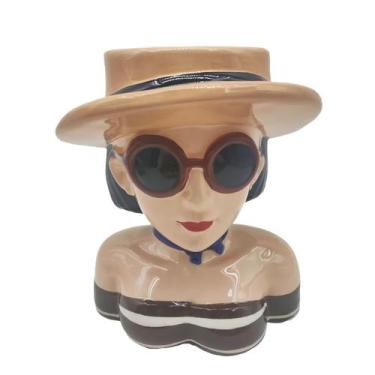 Imagem de Vaso mulher chapeu ceramica decorativo colorido 21cm tuut