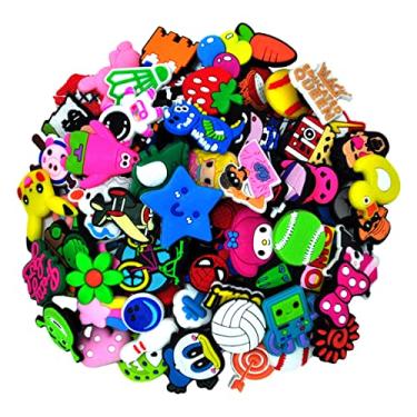 Imagem de Oruiiju Lote de 60 100 peças diferentes pingentes de decoração de sapatos para meninos meninas 0-9# alfabeto de números A-Z personagens controle de jogo esportes unissex adulto sapato decoração