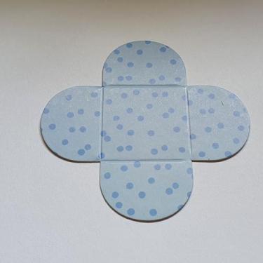 Imagem de 50 Caixetas para doces  -Azul  Poá - Dona Maria Caixinha