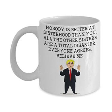 Imagem de Caneca Funny Sister Trump Head – Caneca de café Donald Trump – ideia de presente novidade de ideia de mordaça de irmãs
